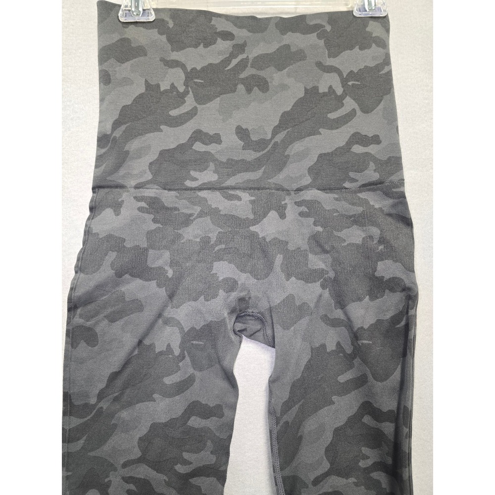 Belly Bandit Mother Tucker Camo Leggings Capri Pants Compression Large